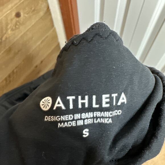 Athleta Mesh Front Sports Bra Racer Back Style Size Small Black - Picture 6 of 6